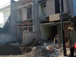 4 Habitación Villa en venta en Mulyorejo, East Jawa, Mulyorejo