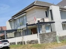 5 Habitación Villa en venta en Lakarsantri, East Jawa, Lakarsantri