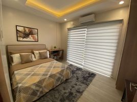 4 chambre Maison de ville for sale in Roosevelt LRT-1, Quezon City, Quezon City