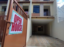 4 Habitación Adosado en venta en Quezon City, Metro Manila, Quezon City, Eastern District, Metro Manila, Filipinas