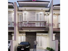 5 Habitación Casa en venta en Rungkut, East Jawa, Rungkut