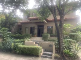 6 Bedroom Villa for sale in Muntinlupa City, Southern District, Muntinlupa City