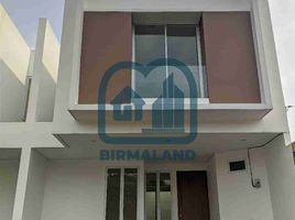 4 Bedroom House for sale in Medistra Hospital, Mampang Prapatan, Pasar Minggu