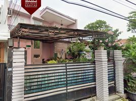  House for sale in Halim Perdanakusuma Airport, Makasar, Kramat Jati