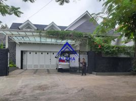 3 Bedroom House for sale in Sukasari, Bandung, Sukasari