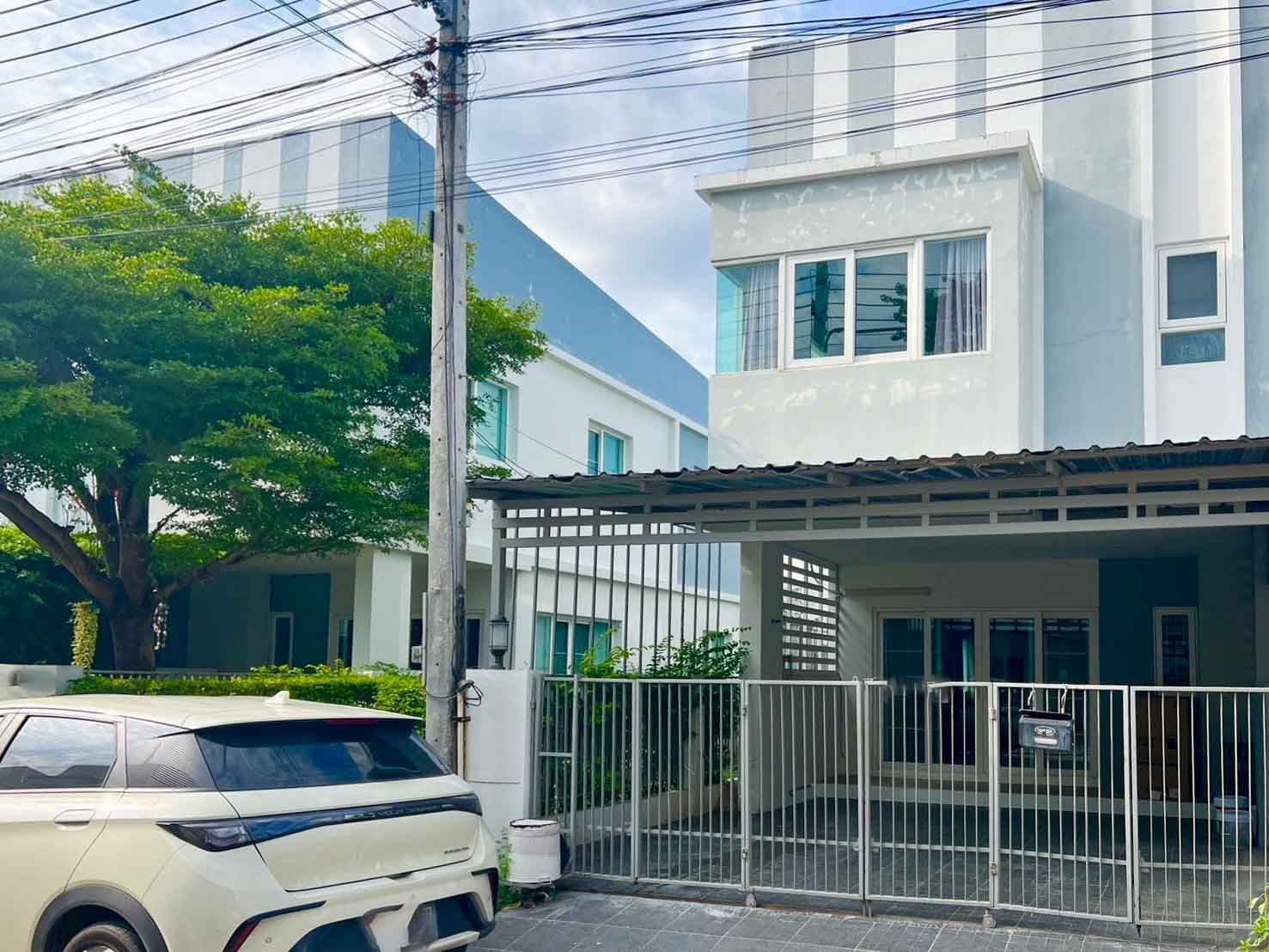 3 Bedroom Townhouse For Rent In Mae Hia, Chiang Mai