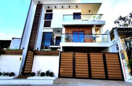 4 bedroom House for sale at in Central Region, Singapore