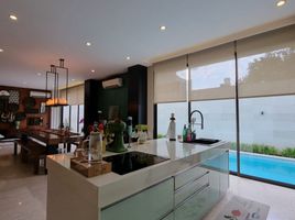 6 Bedroom House for sale in Cilandak Town Square, Cilandak, Cilandak