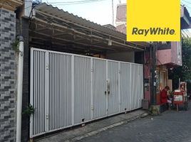 3 Kamar Vila for sale in Tegal Sari, Surabaya, Tegal Sari