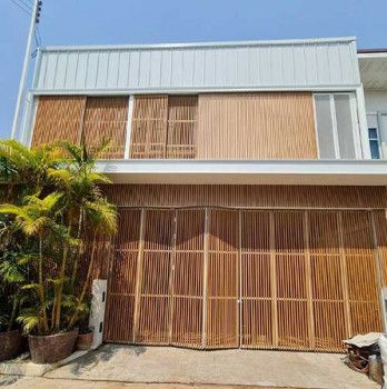 4 Bedroom Townhouse For Rent In Nong Phueng, Chiang Mai