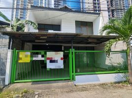 Maison 3 chambre à vendre à Dukuhpakis, East Jawa, Dukuhpakis