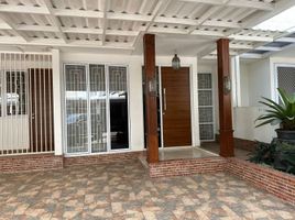 4 Schlafzimmer Haus zu verkaufen in Sawangan, West Jawa, Sawangan