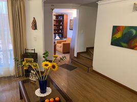 3 Bedroom Villa for sale in Santafé Mall (Centro Comercial Santafé Bogotá), Bogota, Bogota