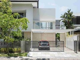 5 Bedroom House for sale in Surabaya, East Jawa, Lakarsantri, Surabaya