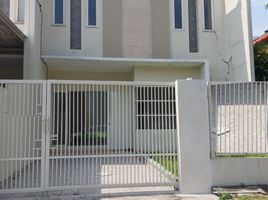 4 Bedroom House for sale in Wonocolo, Surabaya, Wonocolo