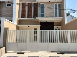 5 Habitación Villa en venta en Sukolilo, East Jawa, Sukolilo