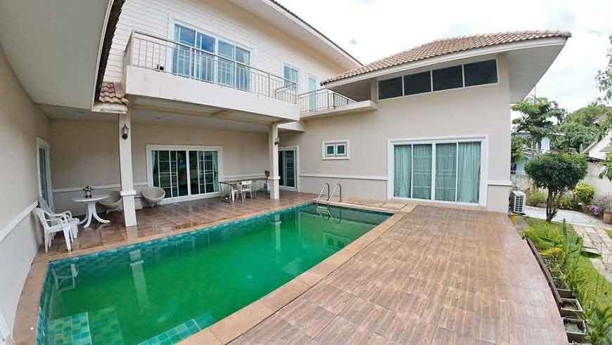 6 Bedroom Villa For Rent In Chang Phueak, Chiang Mai