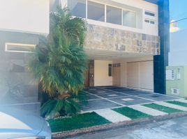 4 Bedroom House for sale in Huitzilac, Morelos, Huitzilac