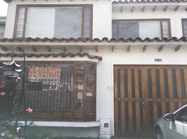 4 Bedroom Villa for sale in Templo Bogotá Colombia, Bogota, Bogota