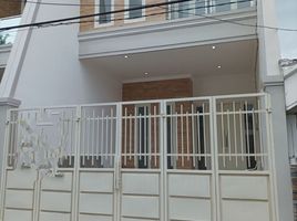 4 Kamar Rumah for sale in Mulyorejo, Surabaya, Mulyorejo