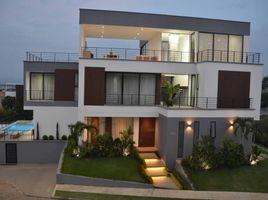 4 Habitación Villa en venta en Cali, Valle Del Cauca, Cali