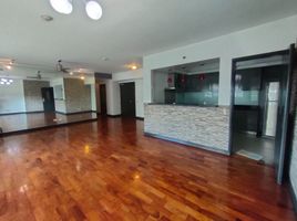 3 Bedroom Apartment for rent in Uptown Mall - Uptown Bonifacio, Makati City, Makati City