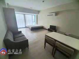 1 Bedroom Condo for rent at Three Central, Makati City