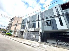 5 Bedroom Townhouse for sale in Holy Family School of Quezon City, Quezon City, Quezon City