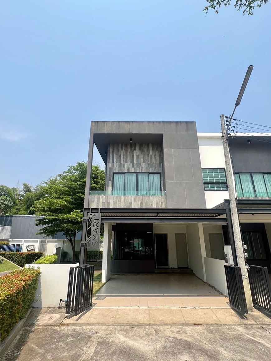 3 Bedroom Townhouse For Rent In Nong Khwai, Chiang Mai