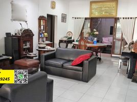 3 Kamar Vila for sale in Ciputat, Tangerang, Ciputat