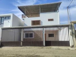 4 Habitación Casa en venta en Portoviejo, Manabi, Crucita, Portoviejo