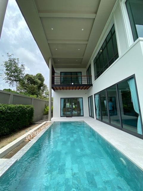 3 Bedroom Villa For Rent In Choeng Thale, Phuket