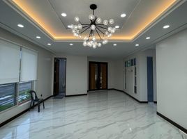 5 Bedroom House for rent in Las Pinas City, Metro Manila, Las Pinas City, Southern District, Metro Manila