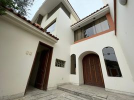 4 Habitación Casa en venta en Lima, Lima, Santiago de Surco, Lima