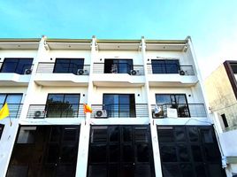 4 Habitación Casa en venta en Roosevelt LRT-1, Quezon City, Quezon City