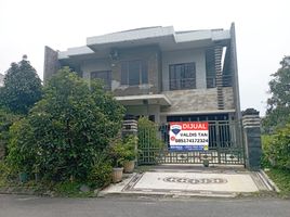 6 Kamar Rumah for sale in Lakarsantri, Surabaya, Lakarsantri