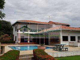 6 Bedroom House for sale in Ricaurte, Cundinamarca, Ricaurte