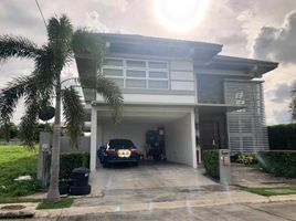 4 Bedroom House for sale at Tokyo Mansions, South Forbes, Silang