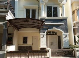 3 Bedroom House for sale in Jambangan, Surabaya, Jambangan