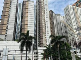  Condo for rent at Pioneer Woodlands, Mandaluyong City