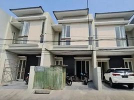 3 Habitación Villa en venta en Rungkut, East Jawa, Rungkut