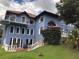 4 Bedroom House for sale in Nayon, Quito, Nayon