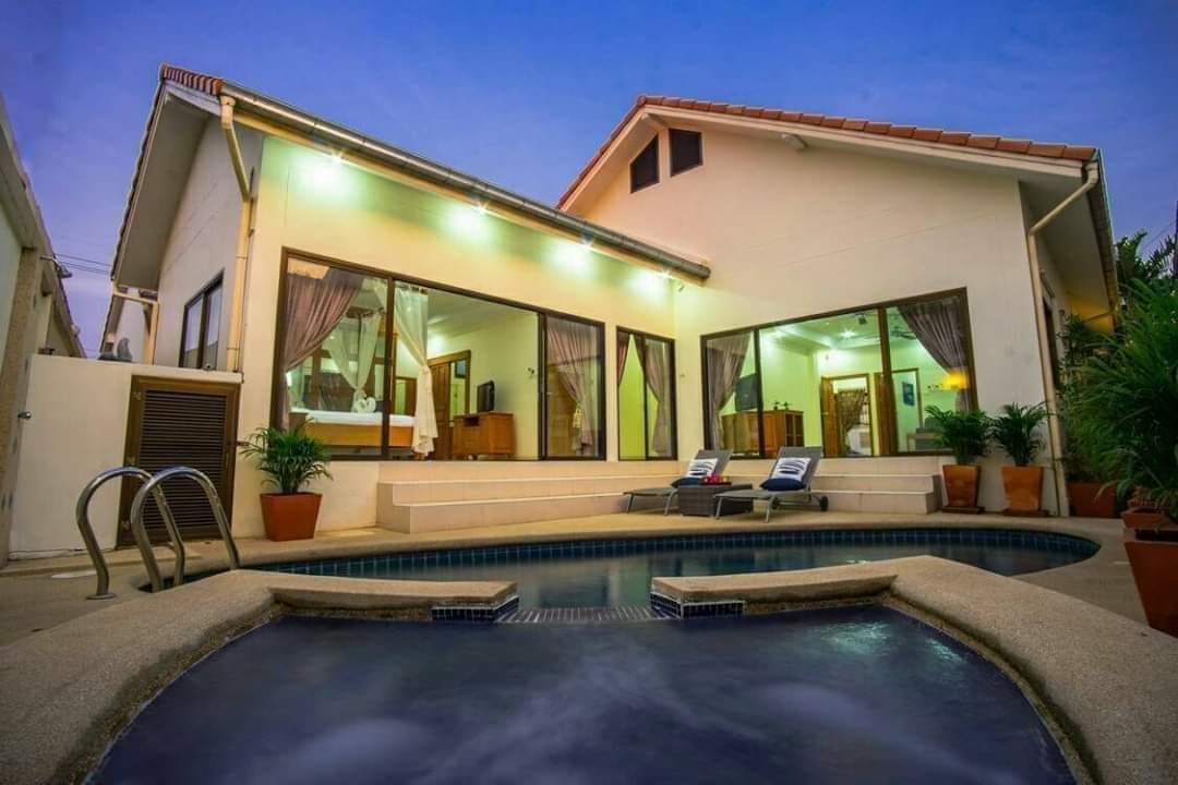 3 Bedroom Villa For Rent In Nong Prue, Chon Buri
