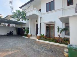 7 Bedroom House for sale in Medistra Hospital, Mampang Prapatan, Cilandak