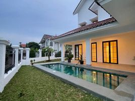 6 Bedroom House for sale in Cilandak Town Square, Cilandak, Pesanggrahan