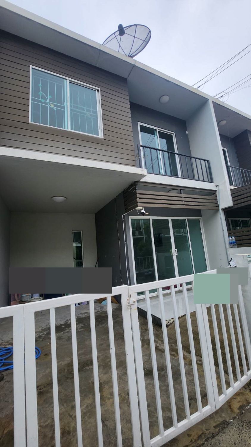 3 Bedroom Townhouse For Rent At The Colors Bangna - Wongwaen