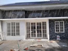 4 Bedroom House for sale in Kenjeran, Surabaya, Kenjeran