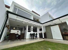 3 Bedroom Villa for sale in Cumbaya, Pichincha, Cumbaya