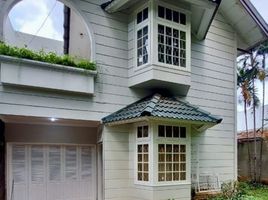 4 Bedroom Villa for sale in Medistra Hospital, Mampang Prapatan, Kebayoran Lama