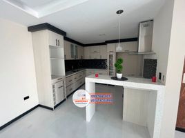 3 Habitación Casa en venta en Ricaurte, Cuenca, Ricaurte